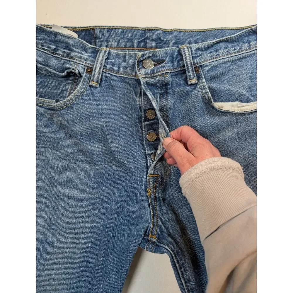 Levi's 501 Jeans Mens 31x32 Medium Wash Button Fly Straight Leg Denim Workwear